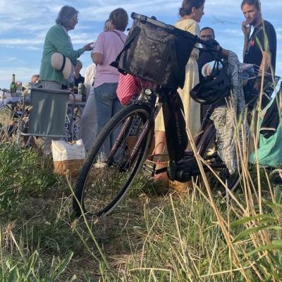 Certain(e)s sont venu(e)s en vélo